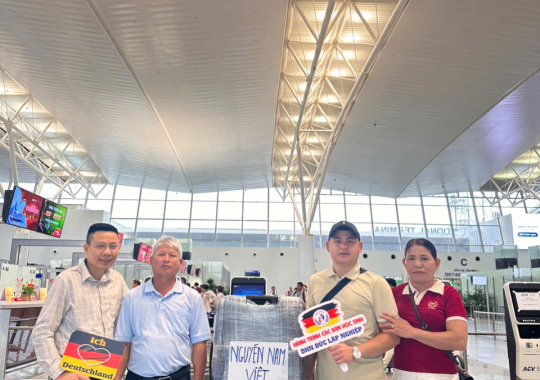 CẤT CÁNH TỪ NỘI BÀI, CHUYẾN BAY ĐẾN CHLB ĐỨC - MỞ RA CƠ HỘI TỎA SÁNG TẠI TRỜI ÂU