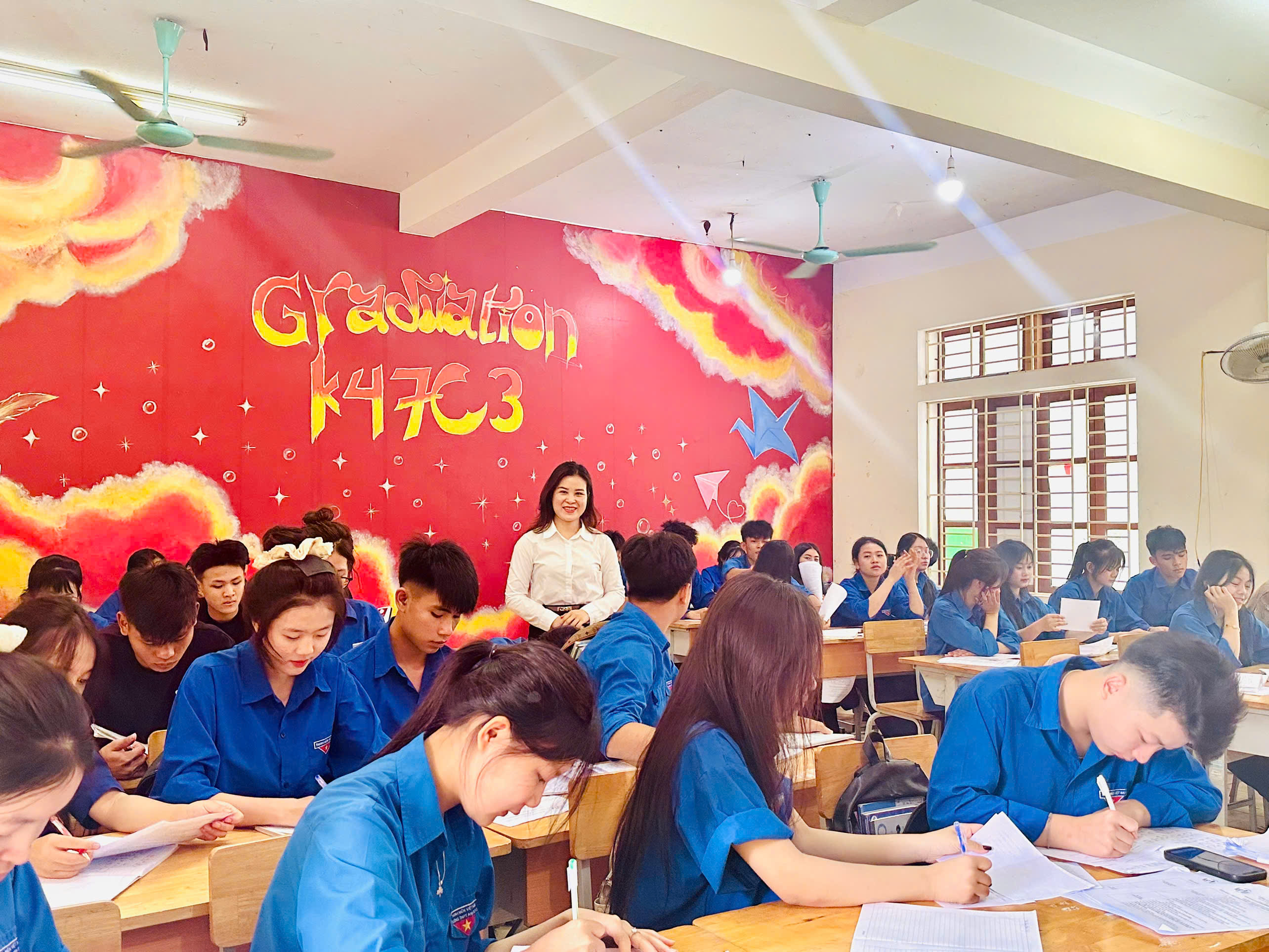 THÂN GỬI SỸ TỬ - CHIẾN BINH 2K8